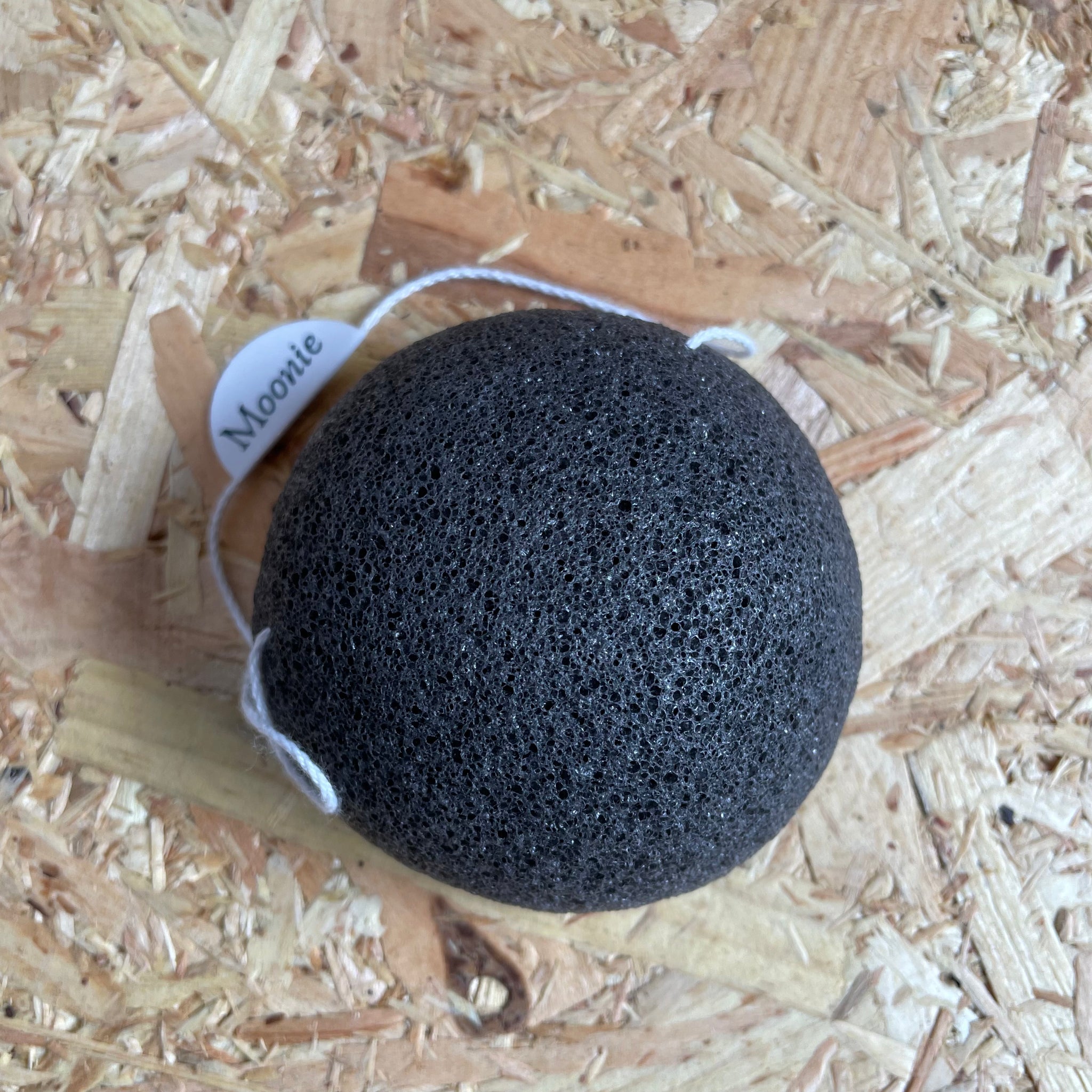 konjac sponge (black)