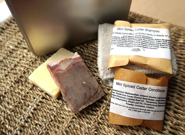 Wash kit in a tin -  Winter Spice