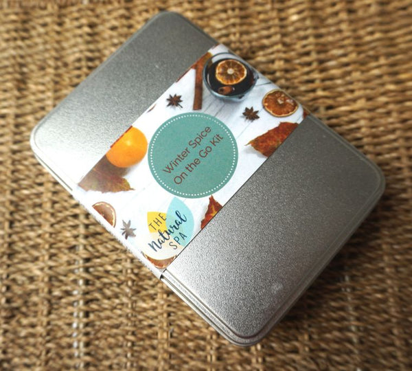 Wash kit in a tin -  Winter Spice