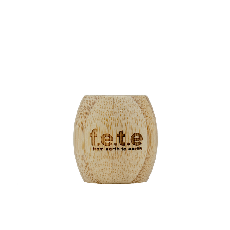 f.e.t.e. Bamboo toothbrush stand
